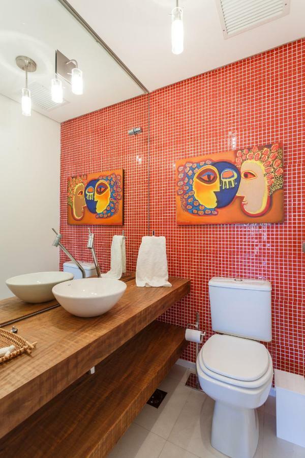Apartamento com 4 suítes pé na areia Florianópolis Exterior foto