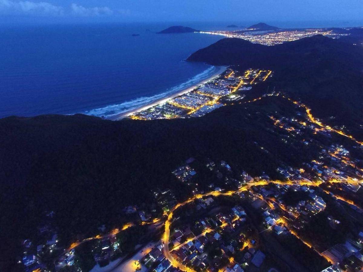 Apartamento com 4 suítes pé na areia Florianópolis Exterior foto